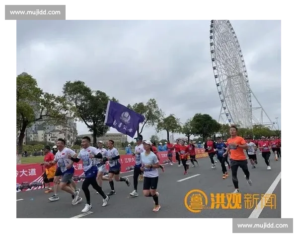 2025 南昌马拉松推出 “破三” 战袍与 PB 纪念浴巾:以速度之名,镌刻英雄城记忆 2025 南昌马拉松推出 “破三” 战袍与 PB 纪念浴巾:以速度之名,镌刻英雄城记忆